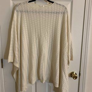 LuLuLemon Women's Diamond stitch poncho - OS